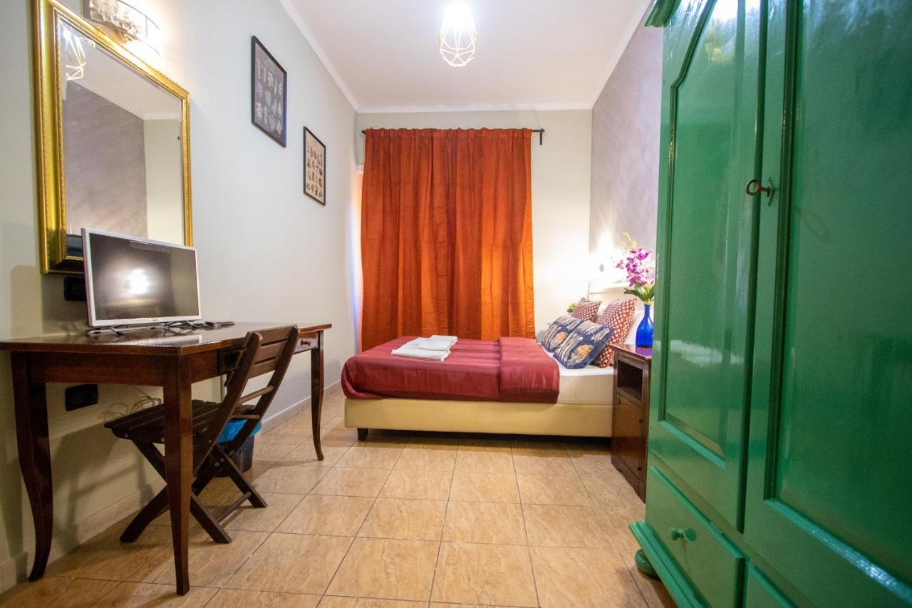 B&B Colorful Suite Yard Rom Exterior foto
